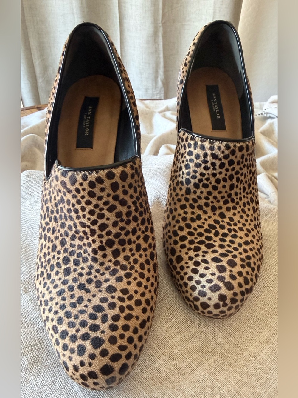 Ann Taylor Leopard Calf Hair Stiletto Pumps Leather Sole Size 8M